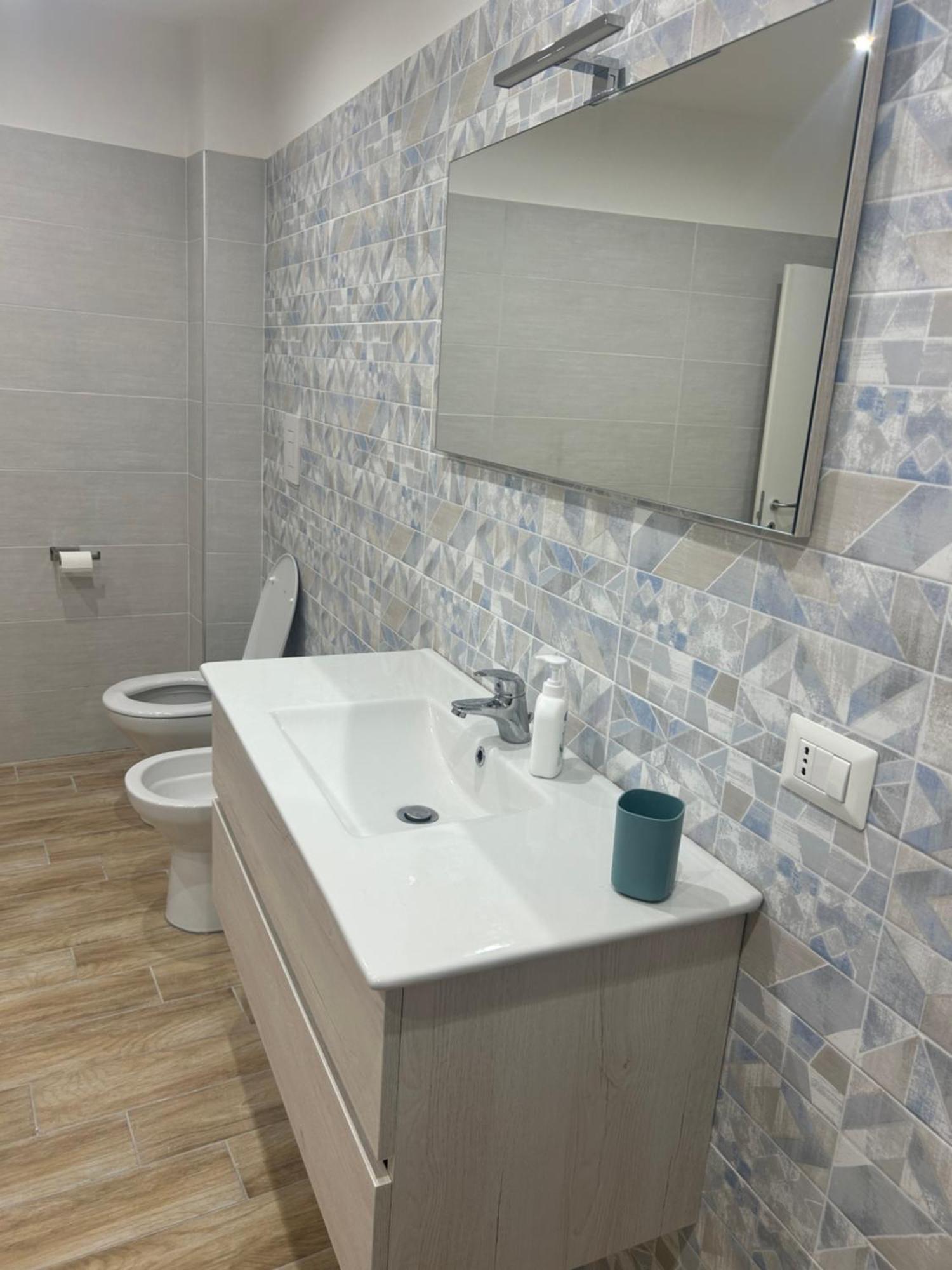Suite Di Giordy Napoli Centro Zewnętrze zdjęcie