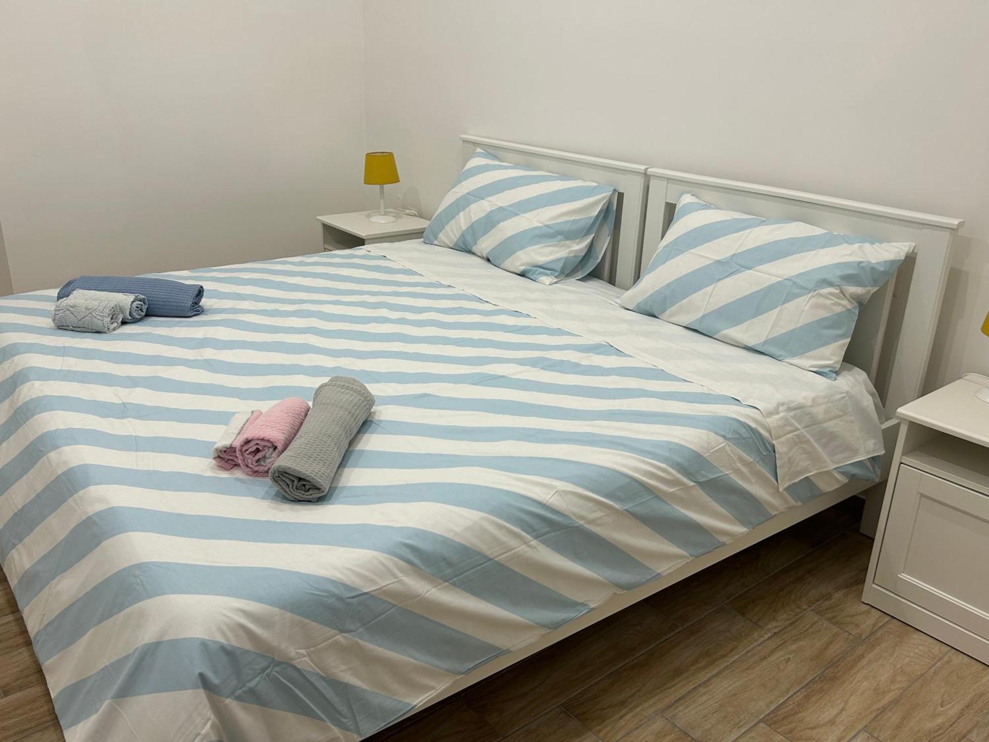 Apartament Giordy House Napoli Centro Zewnętrze zdjęcie