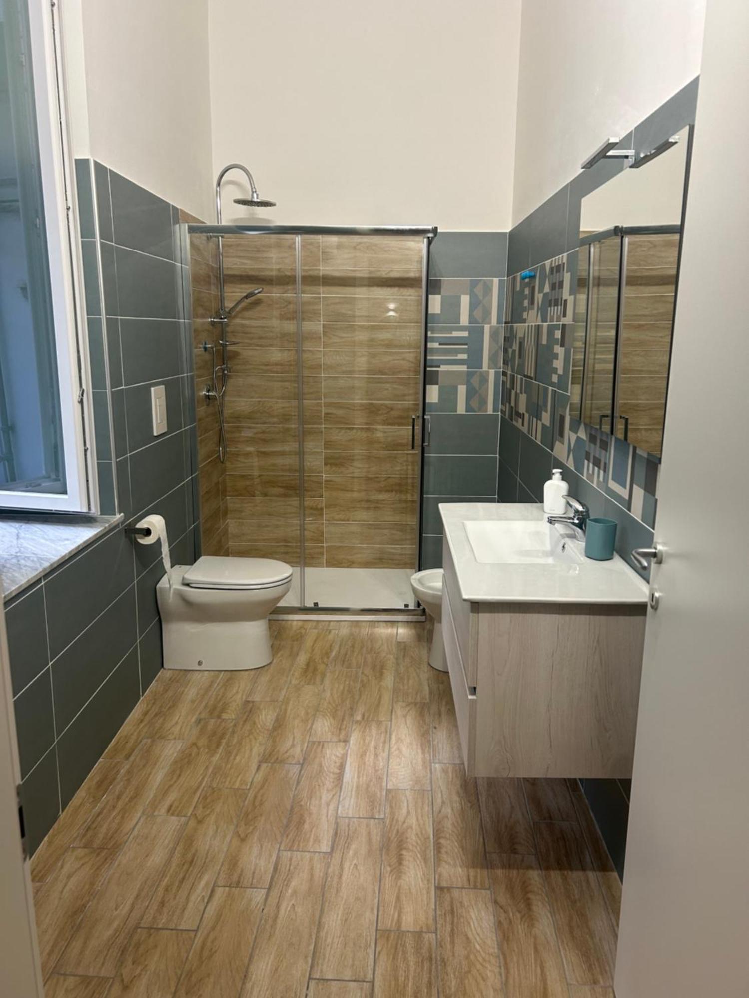 Apartament Giordy House Napoli Centro Zewnętrze zdjęcie
